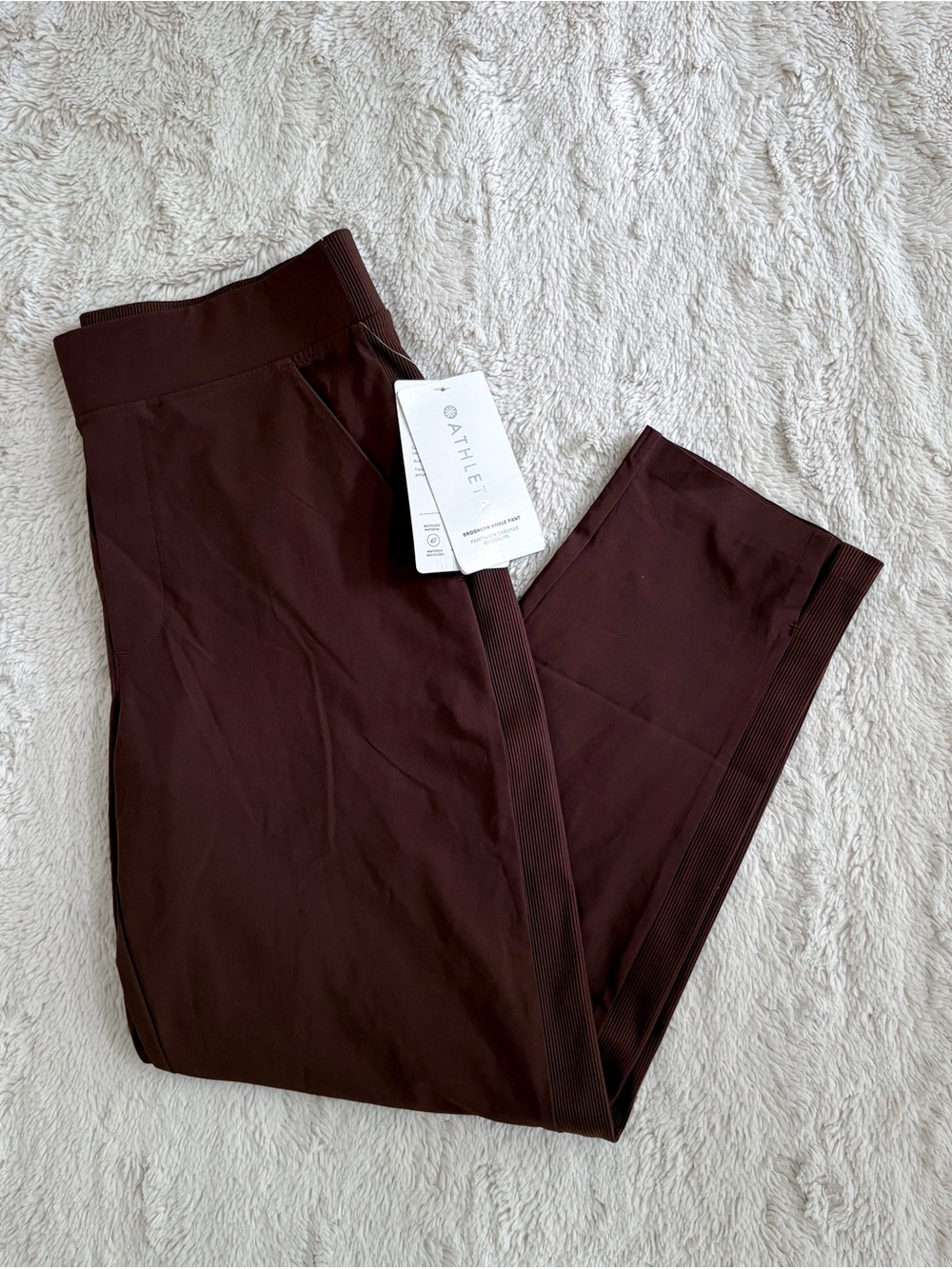 Athleta Brooklyn Ankle Pant 4P NWT Petite Travel Work Pant Brown - Picture 5 of 5